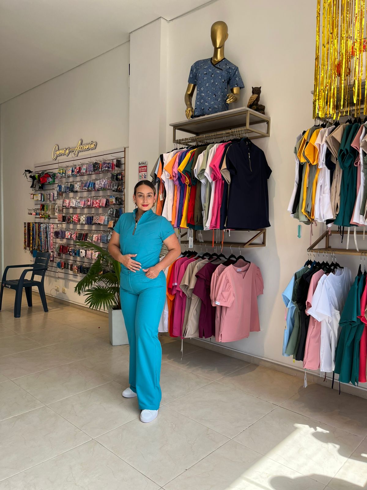 UNIFORME FRIDA BOTA ANCHA VERDE AGUA