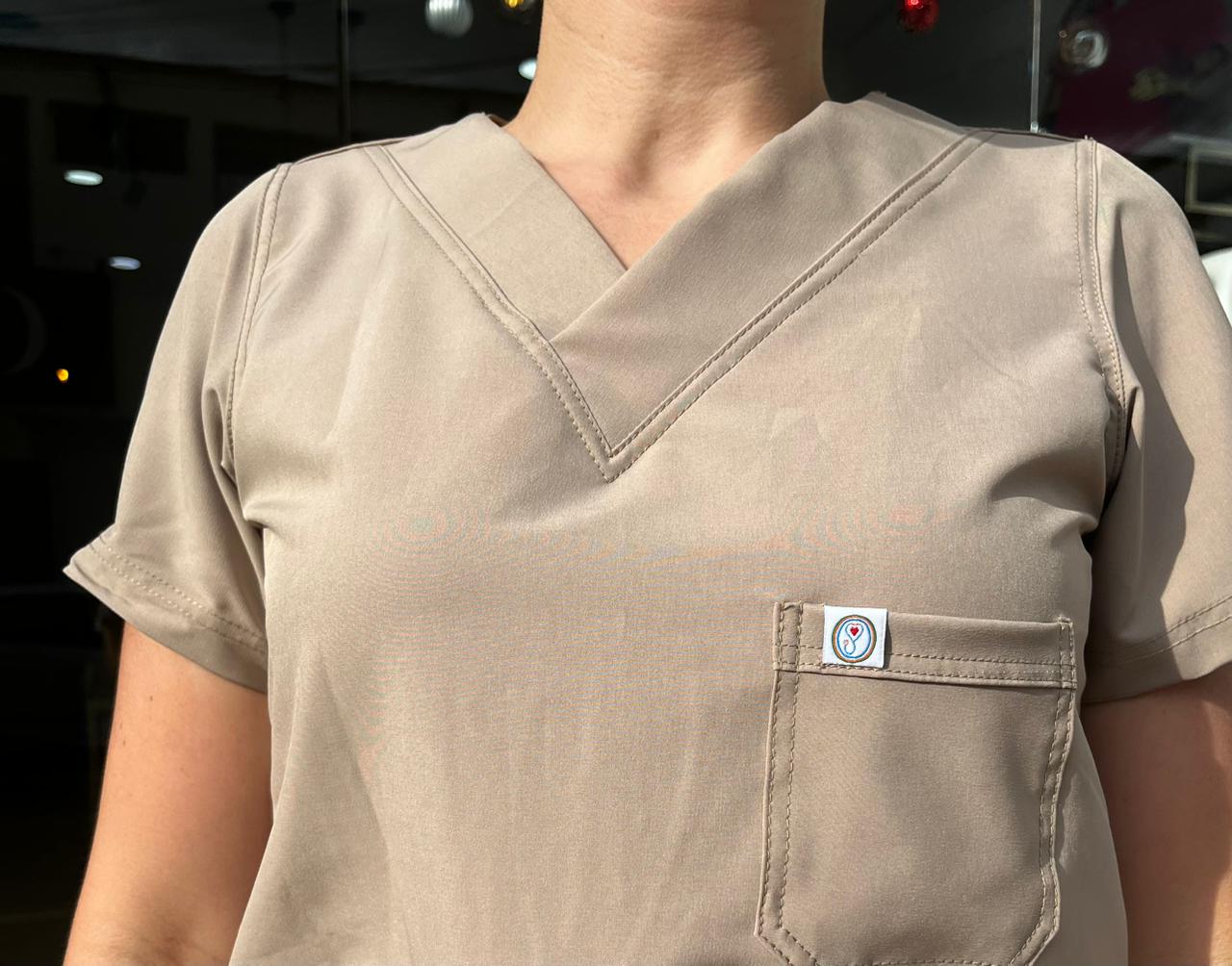 UNIFORME JOGGER BEIGE