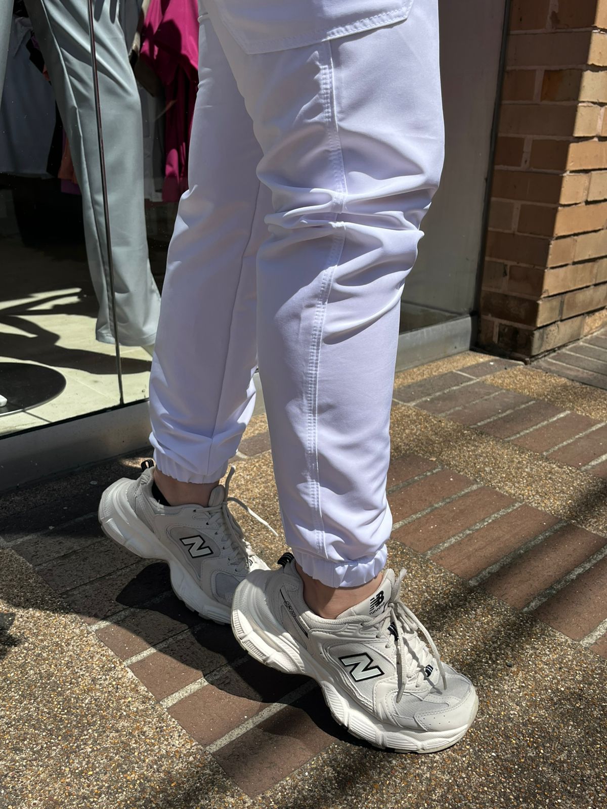 UNIFORME JOGGER BLANCO