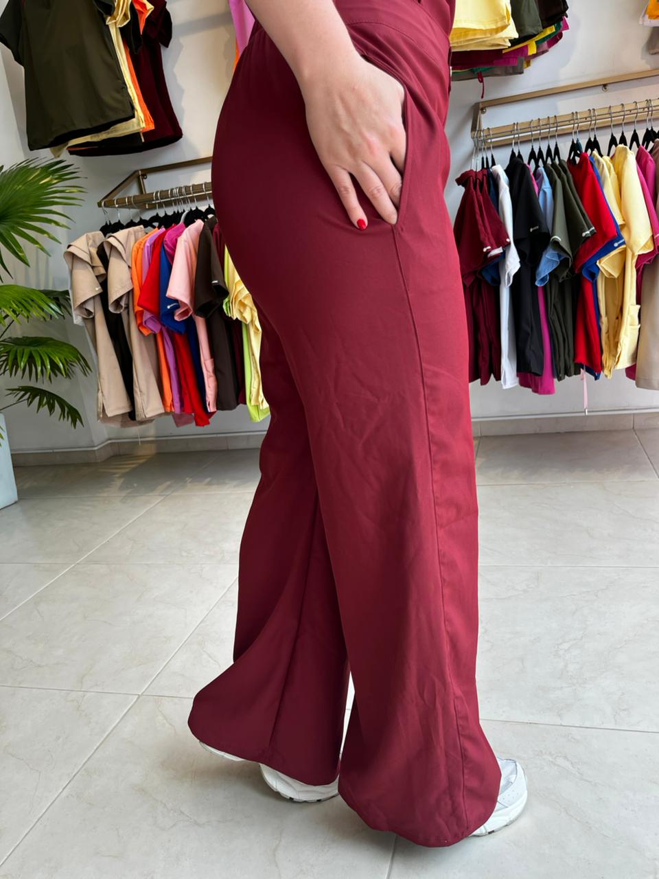 UNIFORME SERENA VINO TINTO