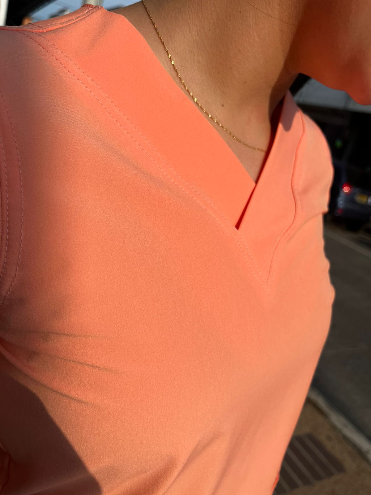 UNIFORME CLASICO COLOR DURAZNO