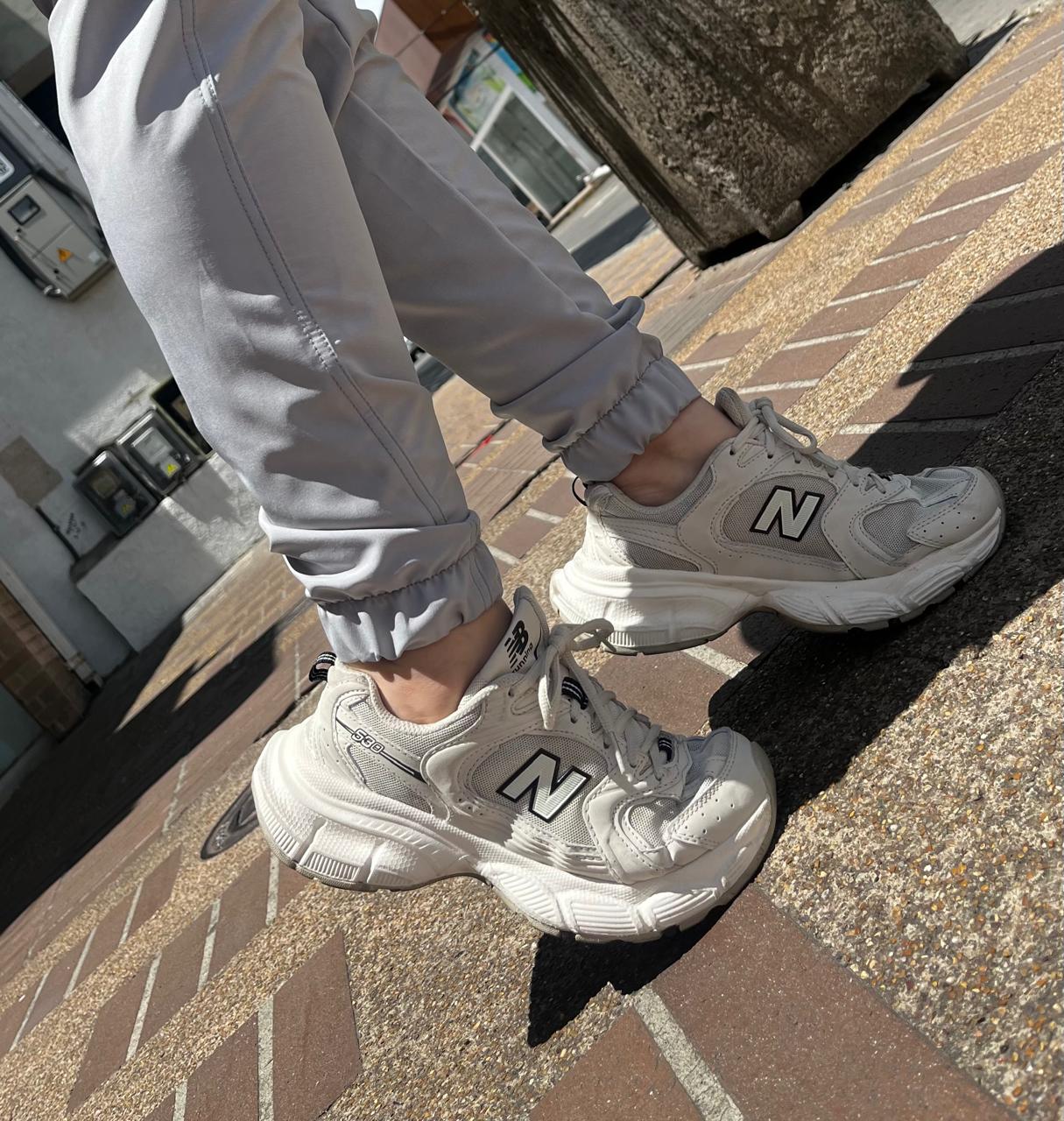 UNIFORME JOGGER GRIS PERLA