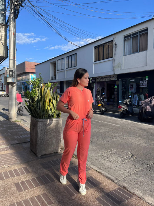 UNIFORME BOLSILLO DE PECHO SALMON