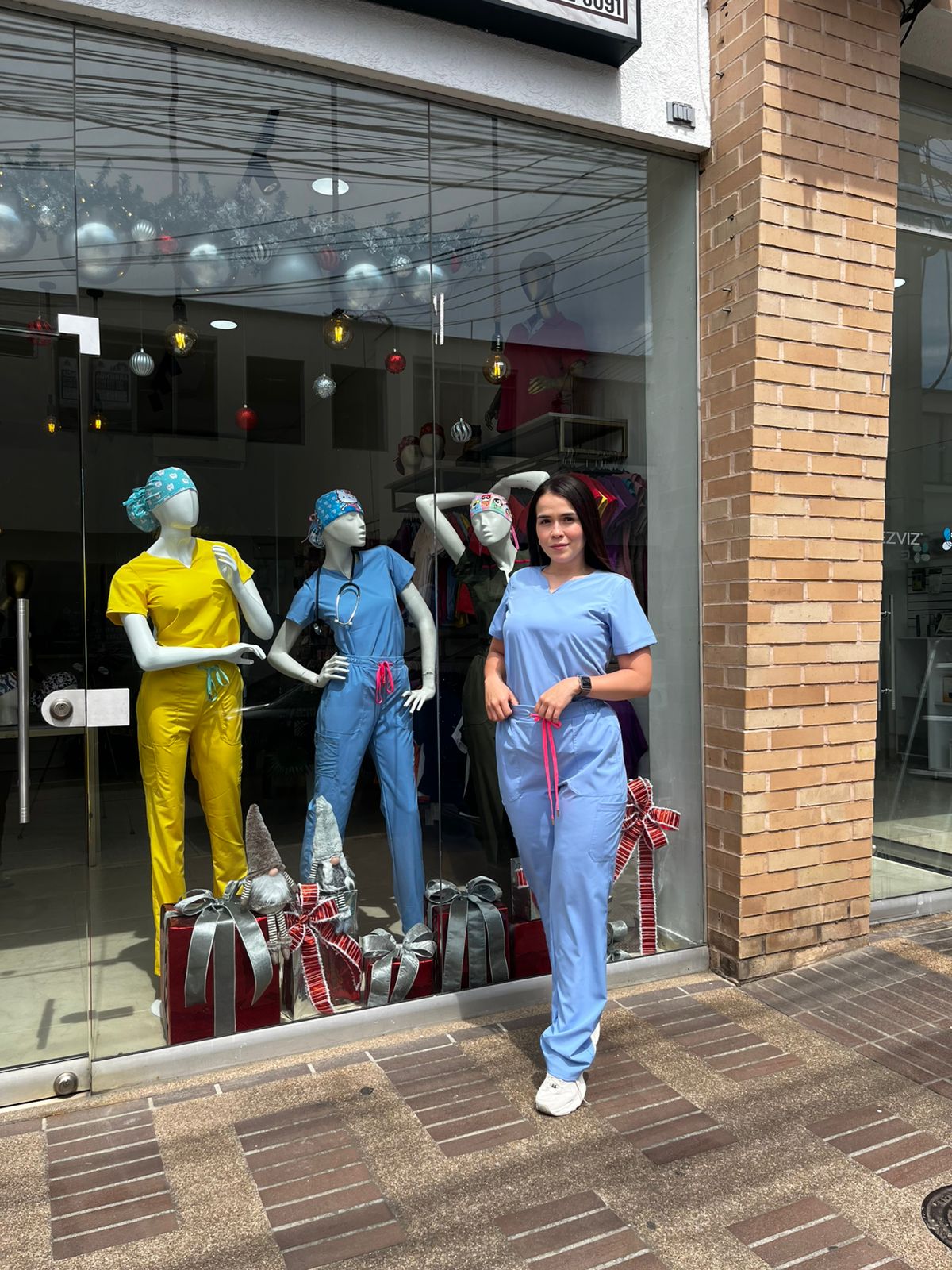 UNIFORME AMOR PROPIA AZUL BABY