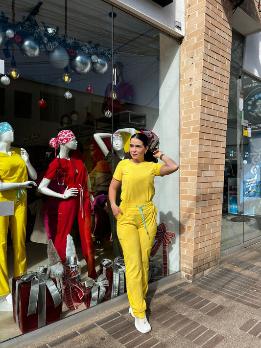 UNIFORME AMOR PROPIO AMARILLO