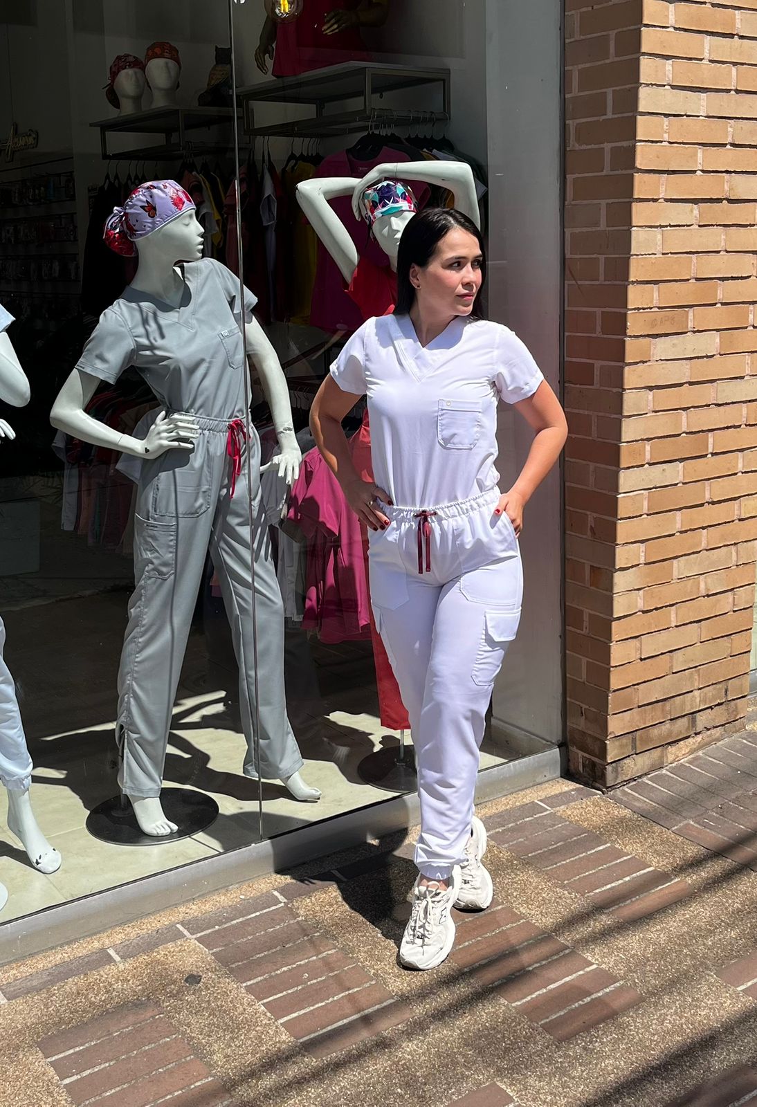 UNIFORME JOGGER BLANCO