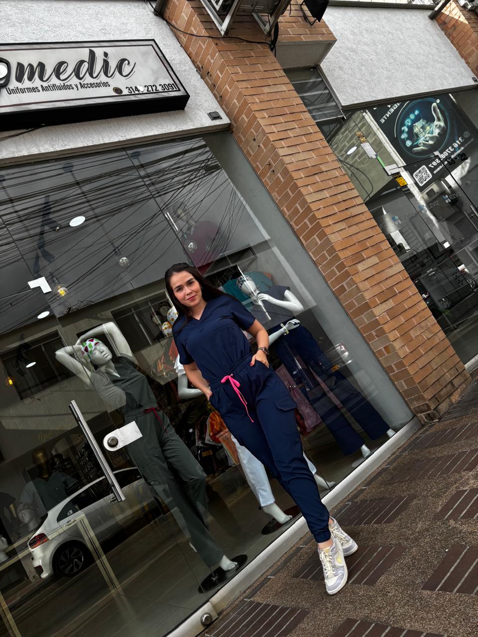 UNIFORME JOGGER AZUL OSCURO