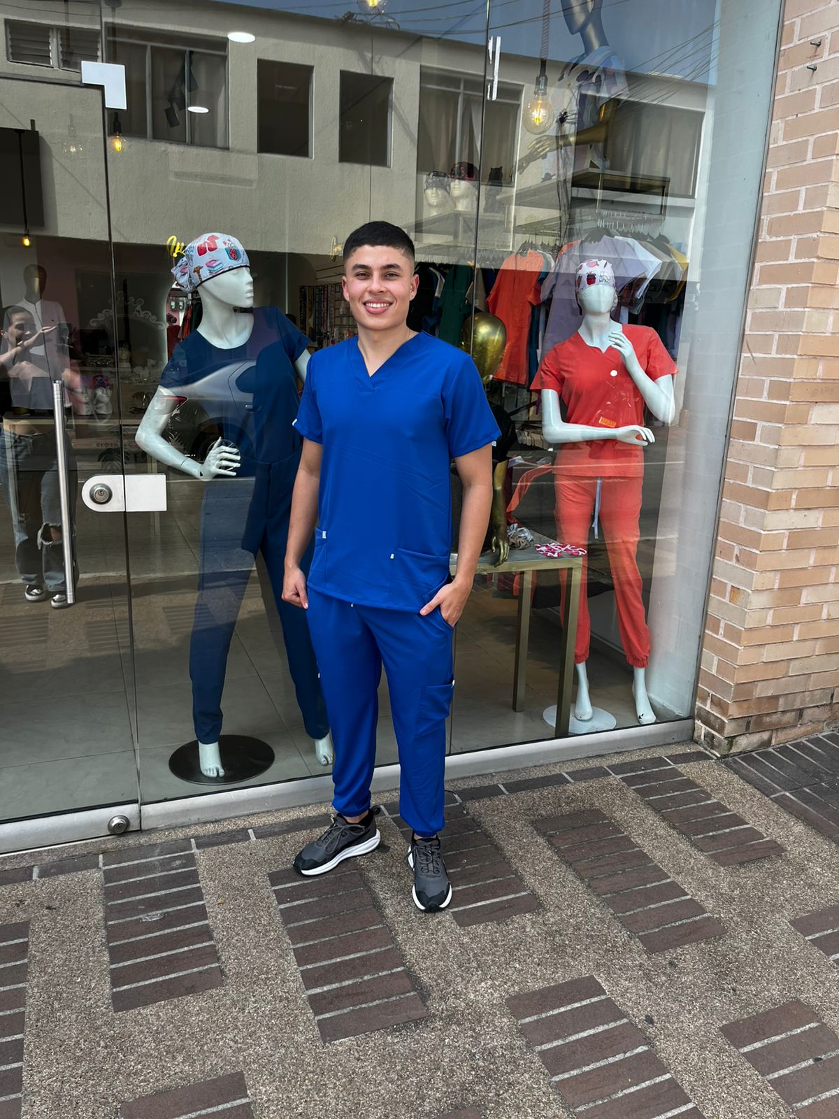 UNIFORME HOMBRE AZUL REY JOGGER
