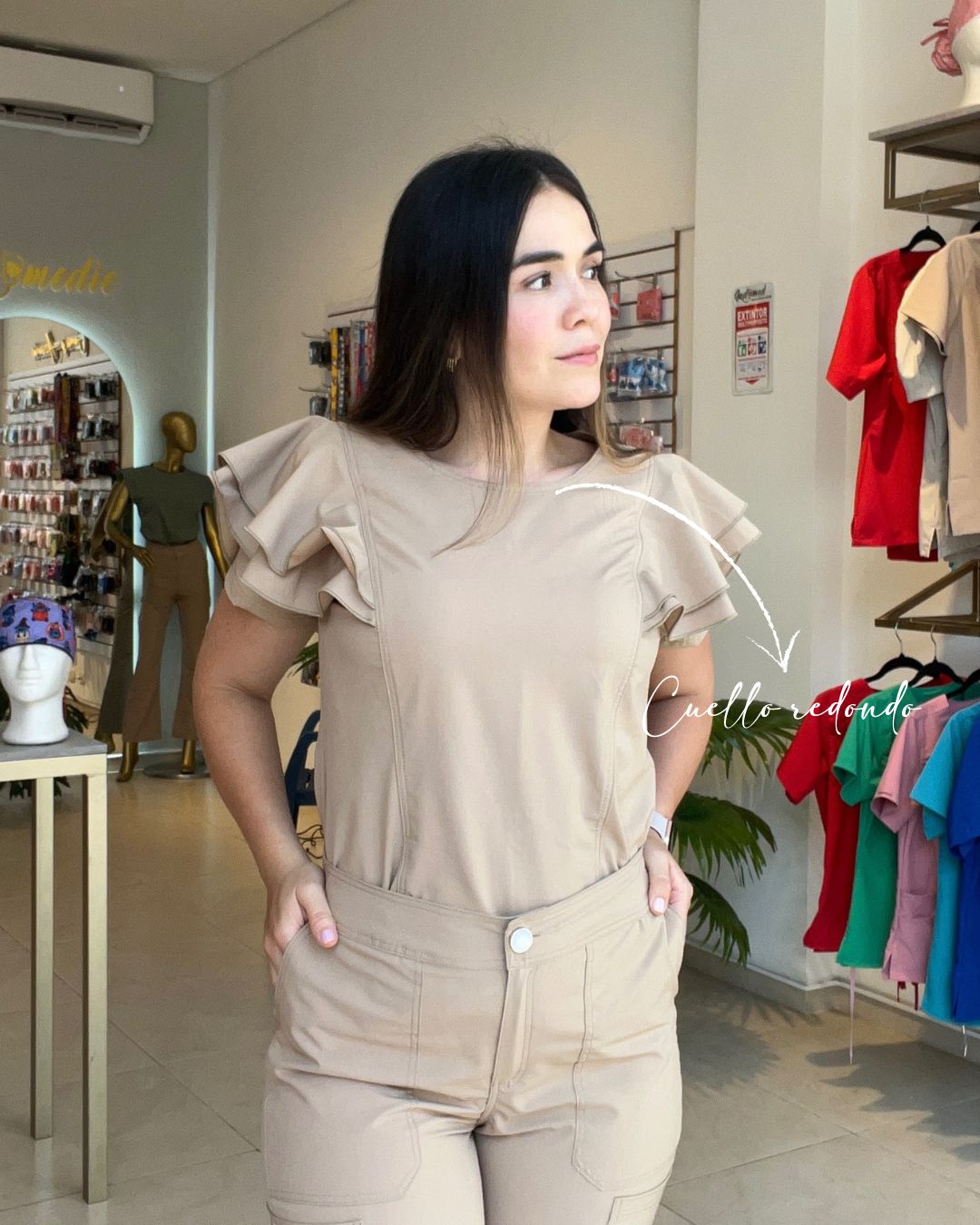 UNIFORME ATENEA COLOR NUDE O BEIGE DE BOLEROS