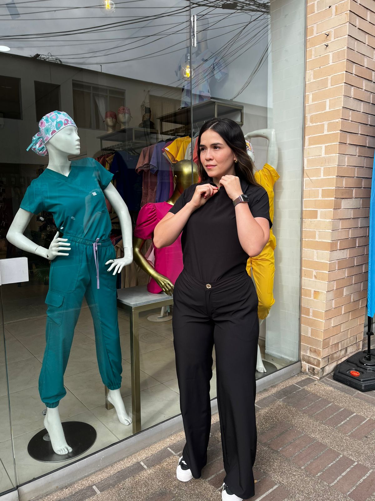 UNIFORME SERENA TIPO POLO PREMIUM