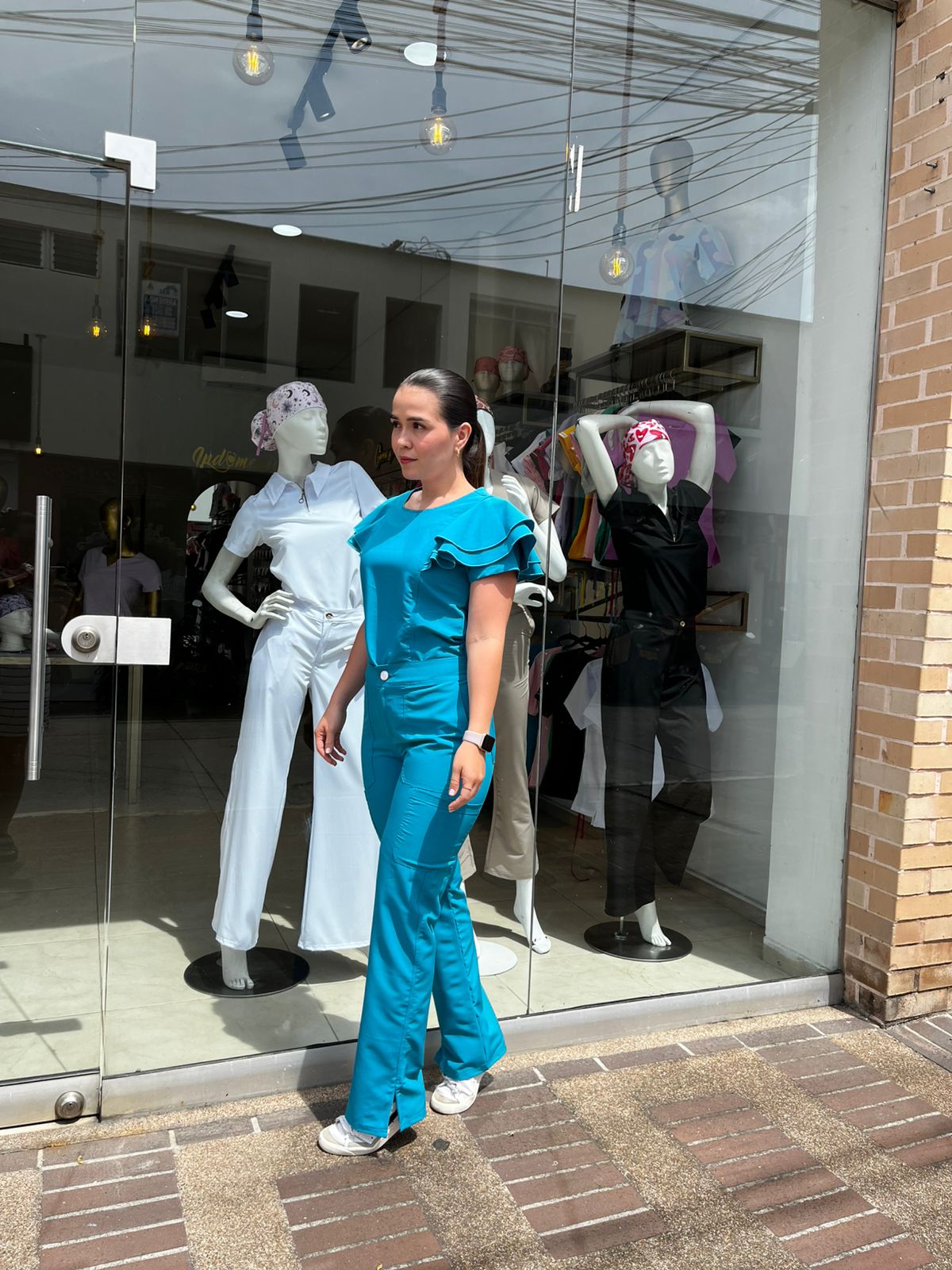 UNIFORME ATENEA VERDE AZULADO BOLEROS