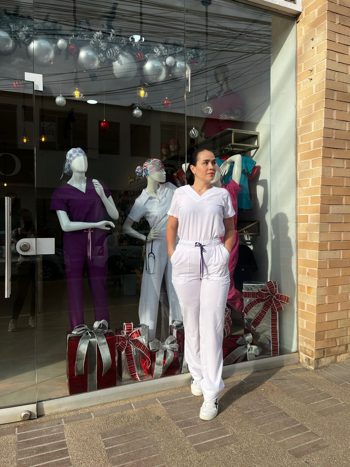 UNIFORME AMOR PROPIO BLANCO