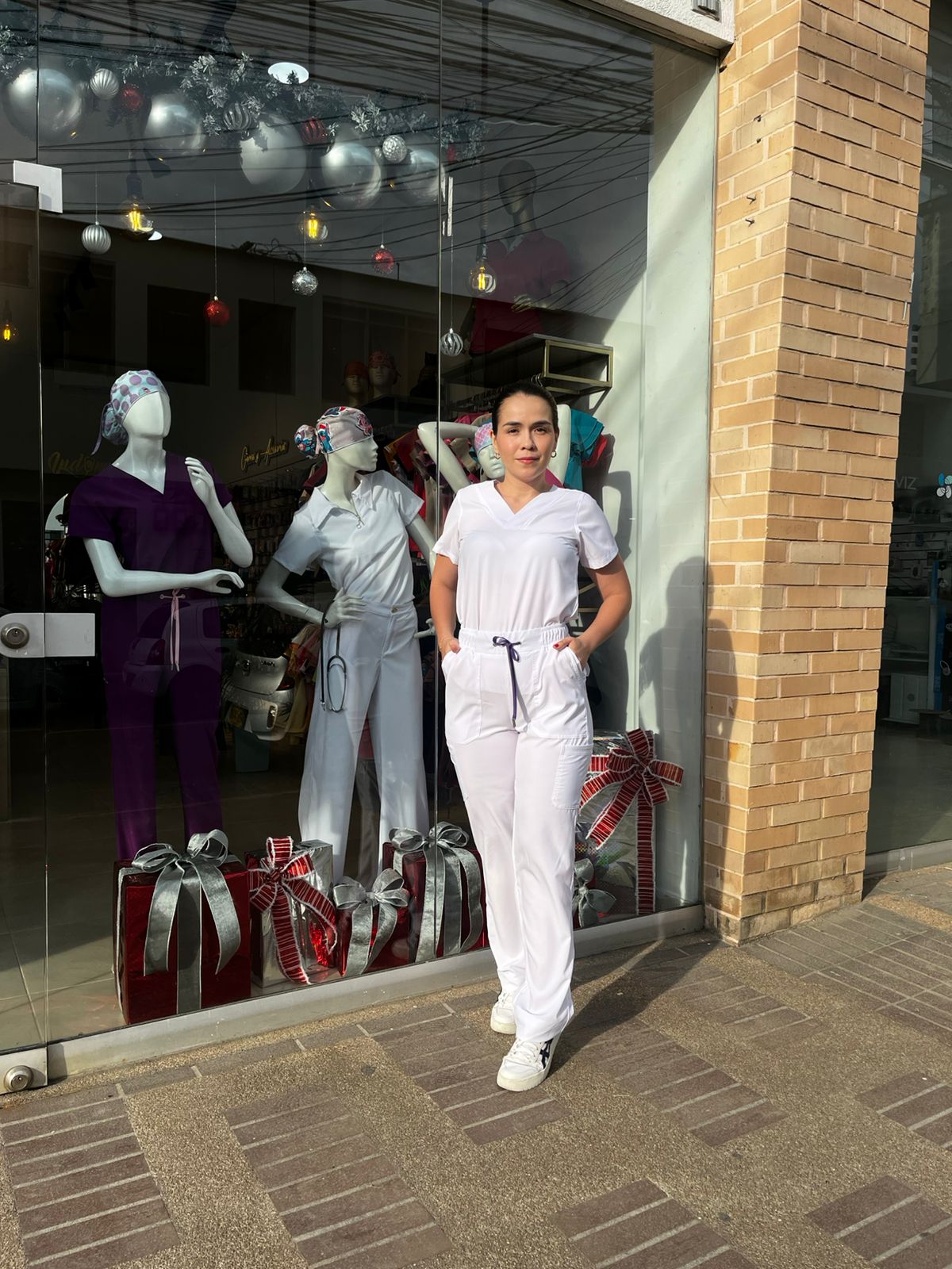 UNIFORME AMOR PROPIO BLANCO