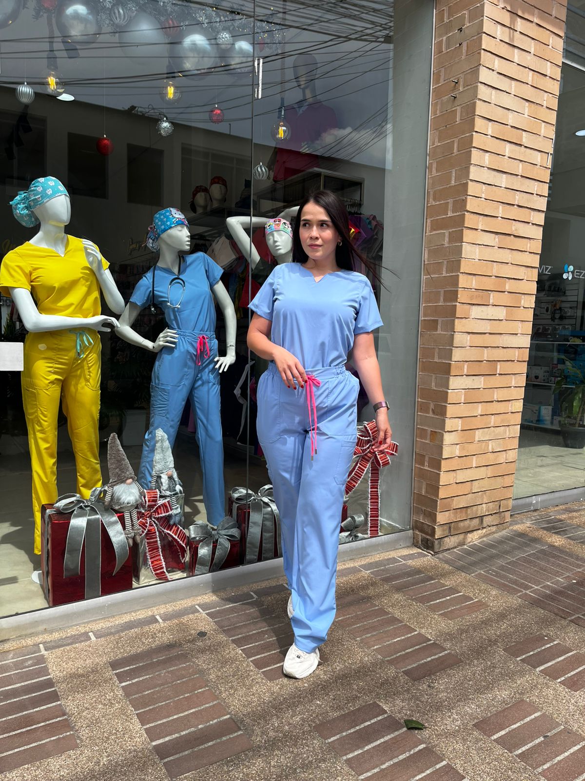 UNIFORME AMOR PROPIA AZUL BABY