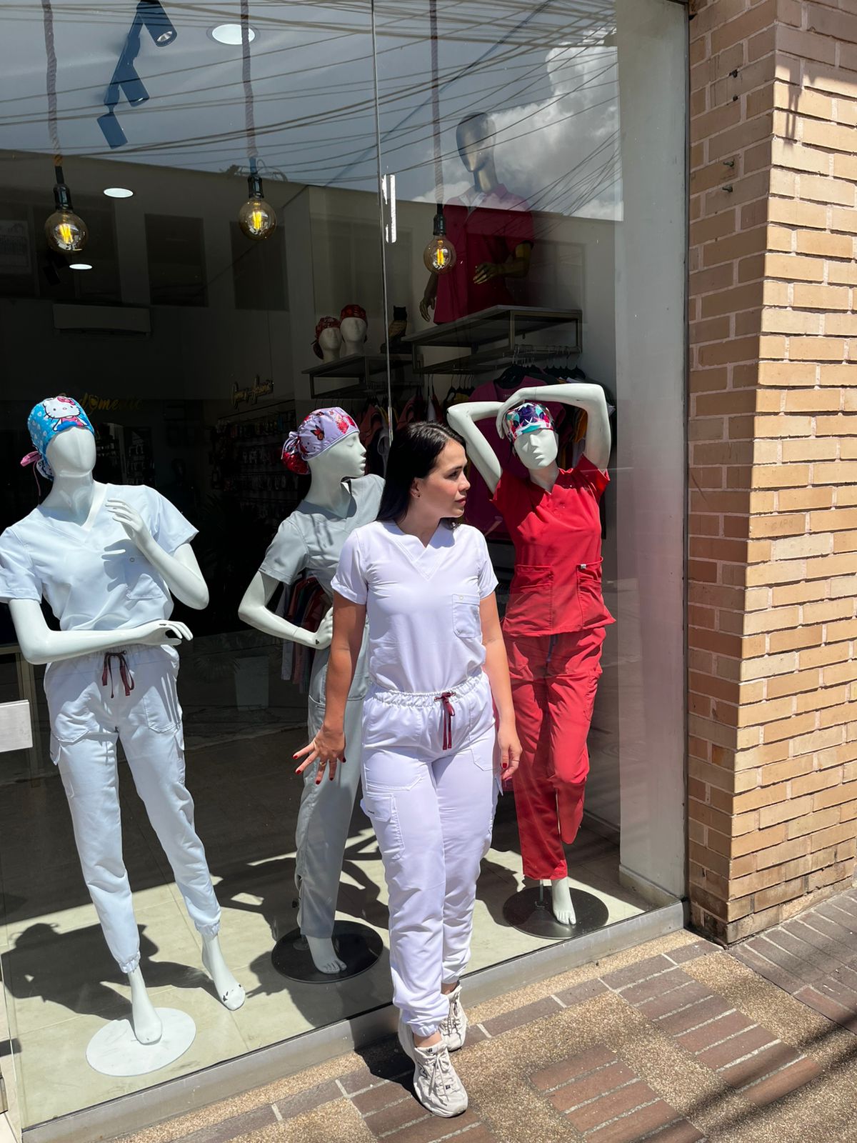 UNIFORME JOGGER BLANCO