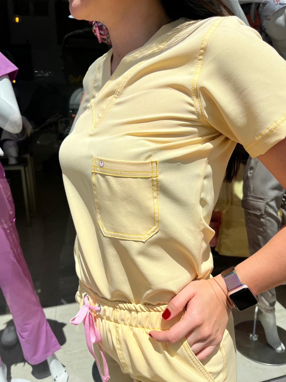 UNIFORME AMARILLO PASTEL JOGGER