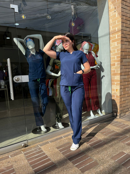 UNIFORME AZUL OSCURO CLASICO