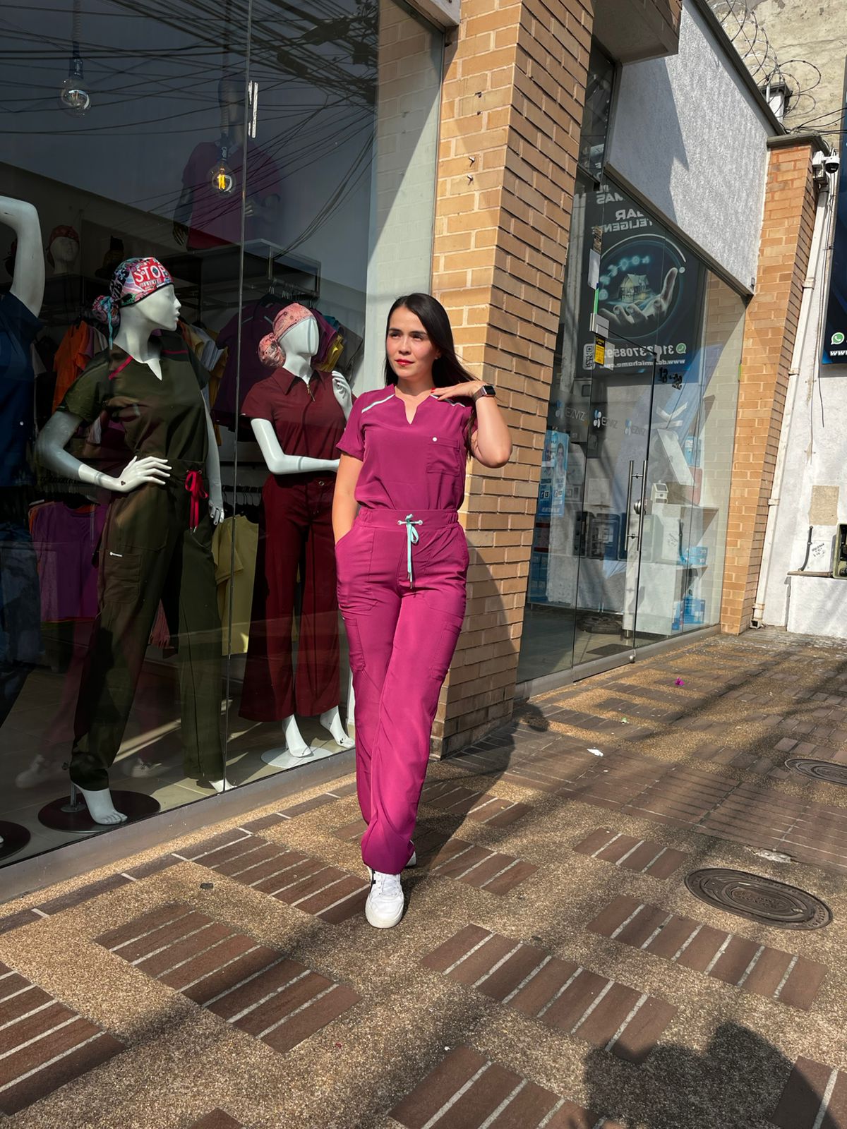 UNIFORME DYNAMIC COLOR BERENGENA