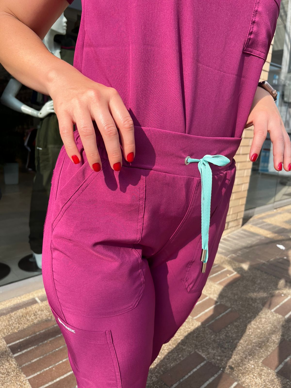UNIFORME DYNAMIC COLOR BERENGENA
