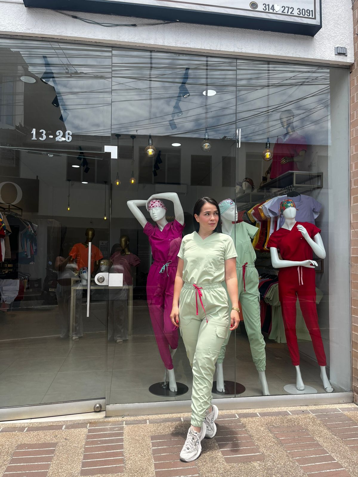 UNIFORME JOGGER  VERDE PISTACHO / MANZANA