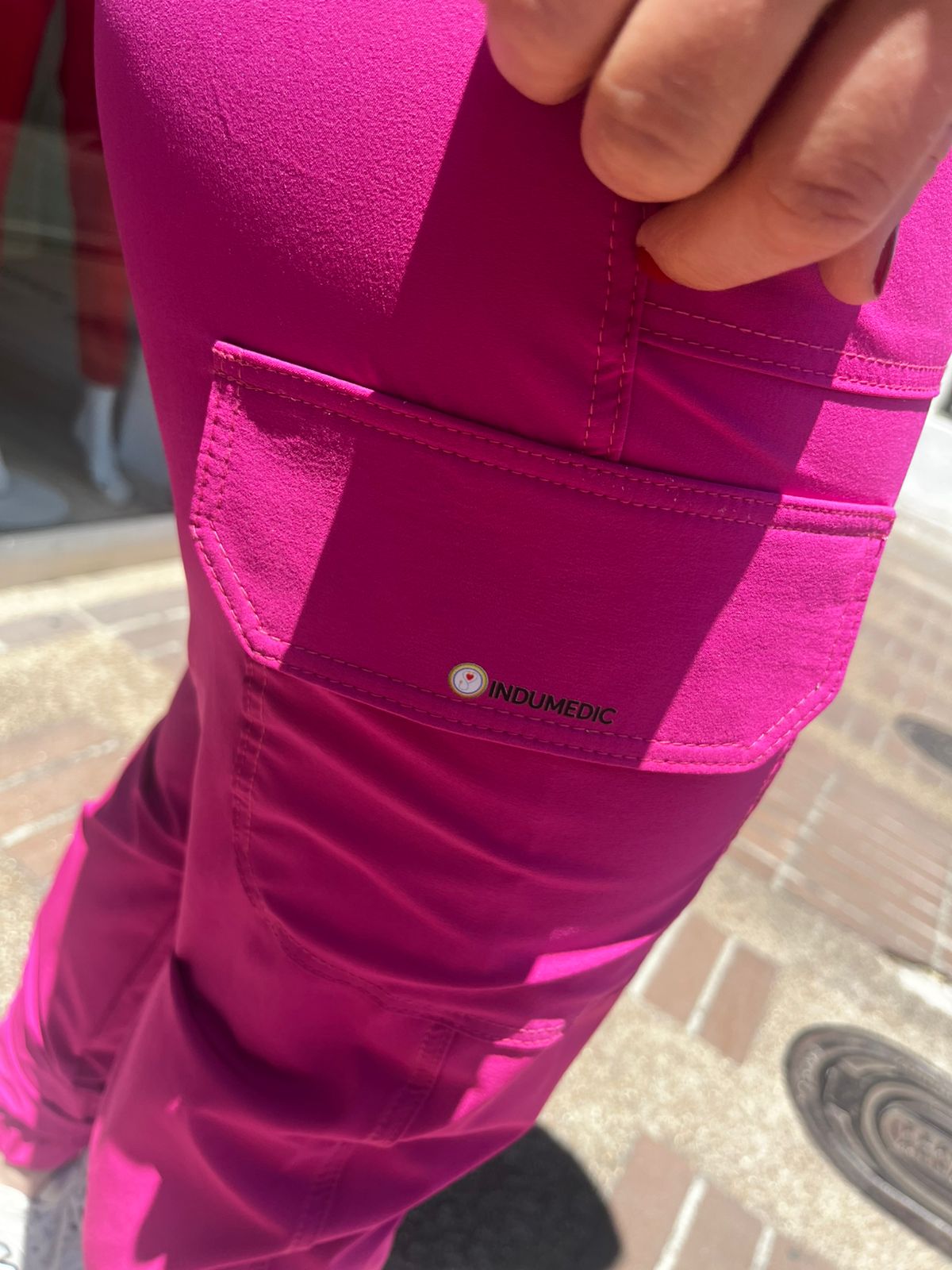 UNIFORME JOGGER FUCSIA VIVO