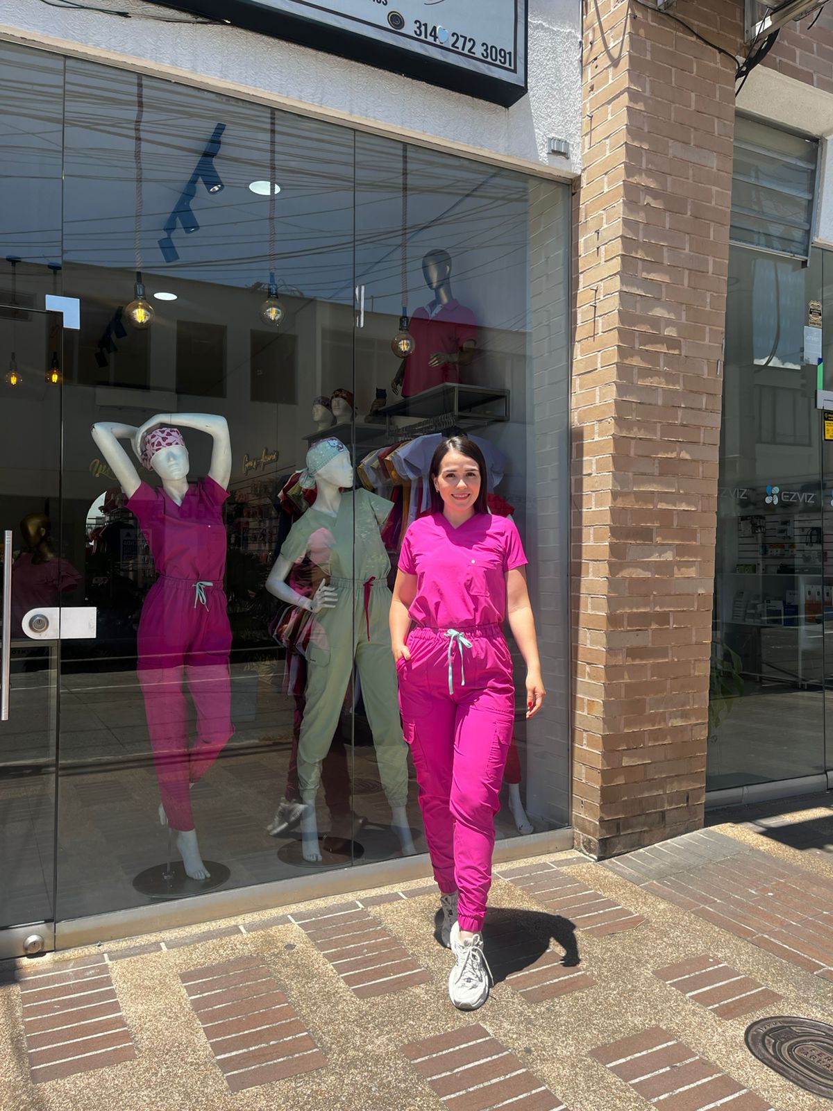 UNIFORME JOGGER FUCSIA VIVO