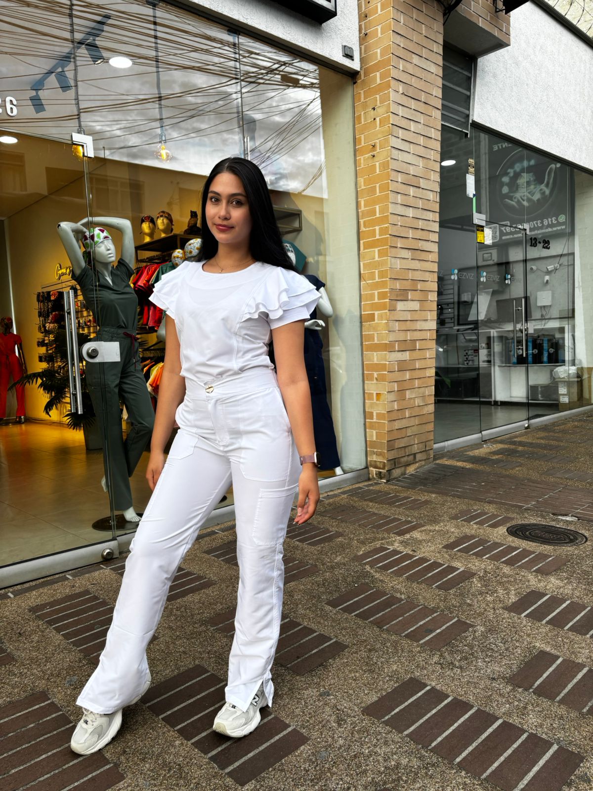 UNIFORME ATENEA BLANCO BOLEROS