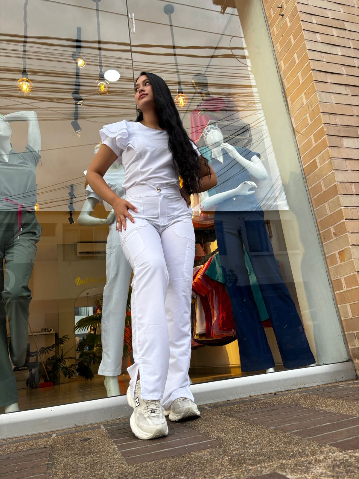 UNIFORME ATENEA BLANCO BOLEROS