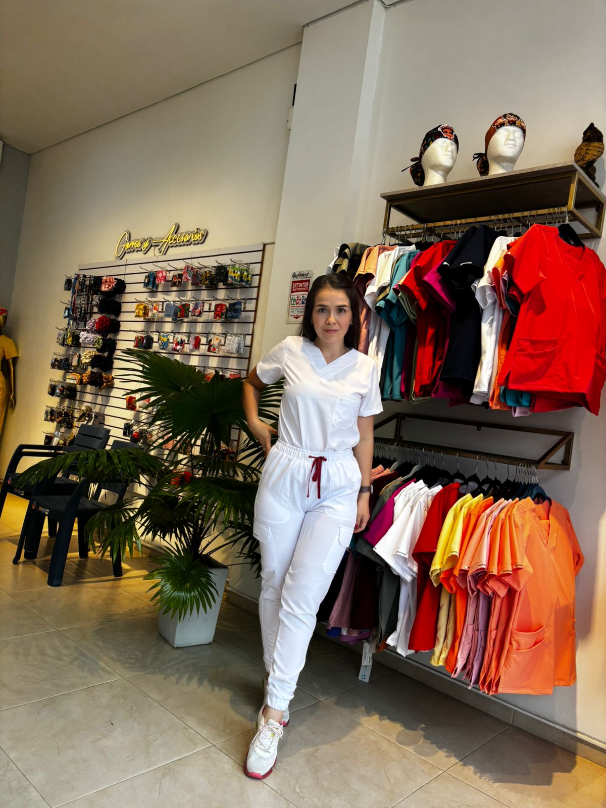 UNIFORME JOGGER BLANCO
