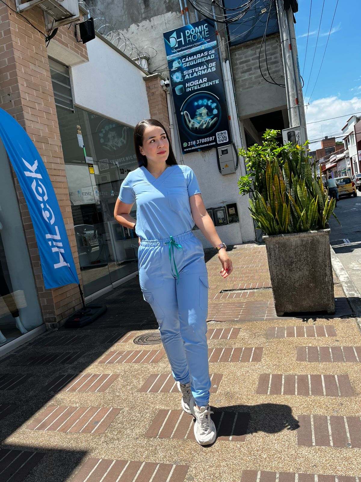 UNIFORME JOGGER AZUL BEBE