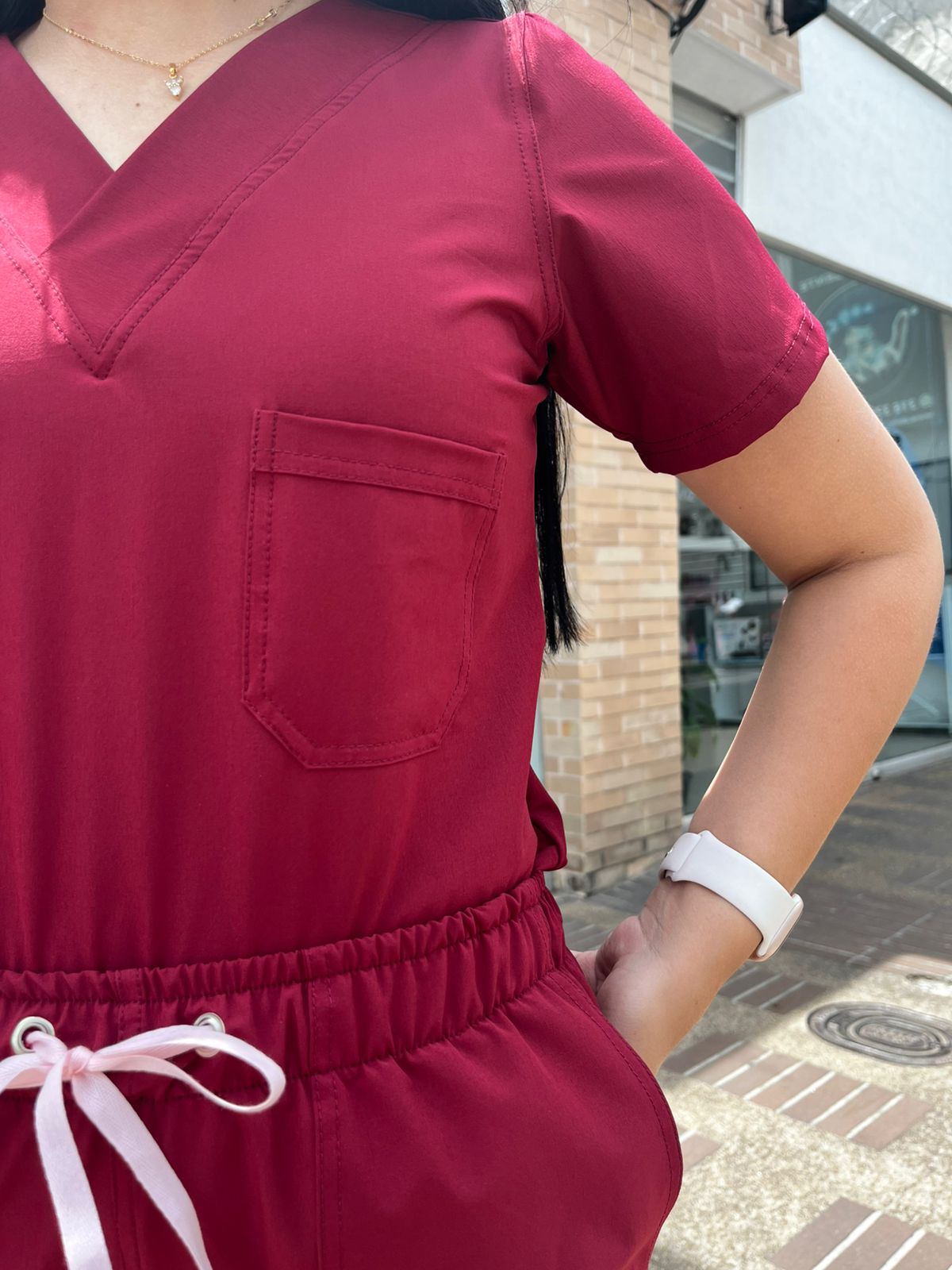 UNIFORME JOGGER VINO TINTO