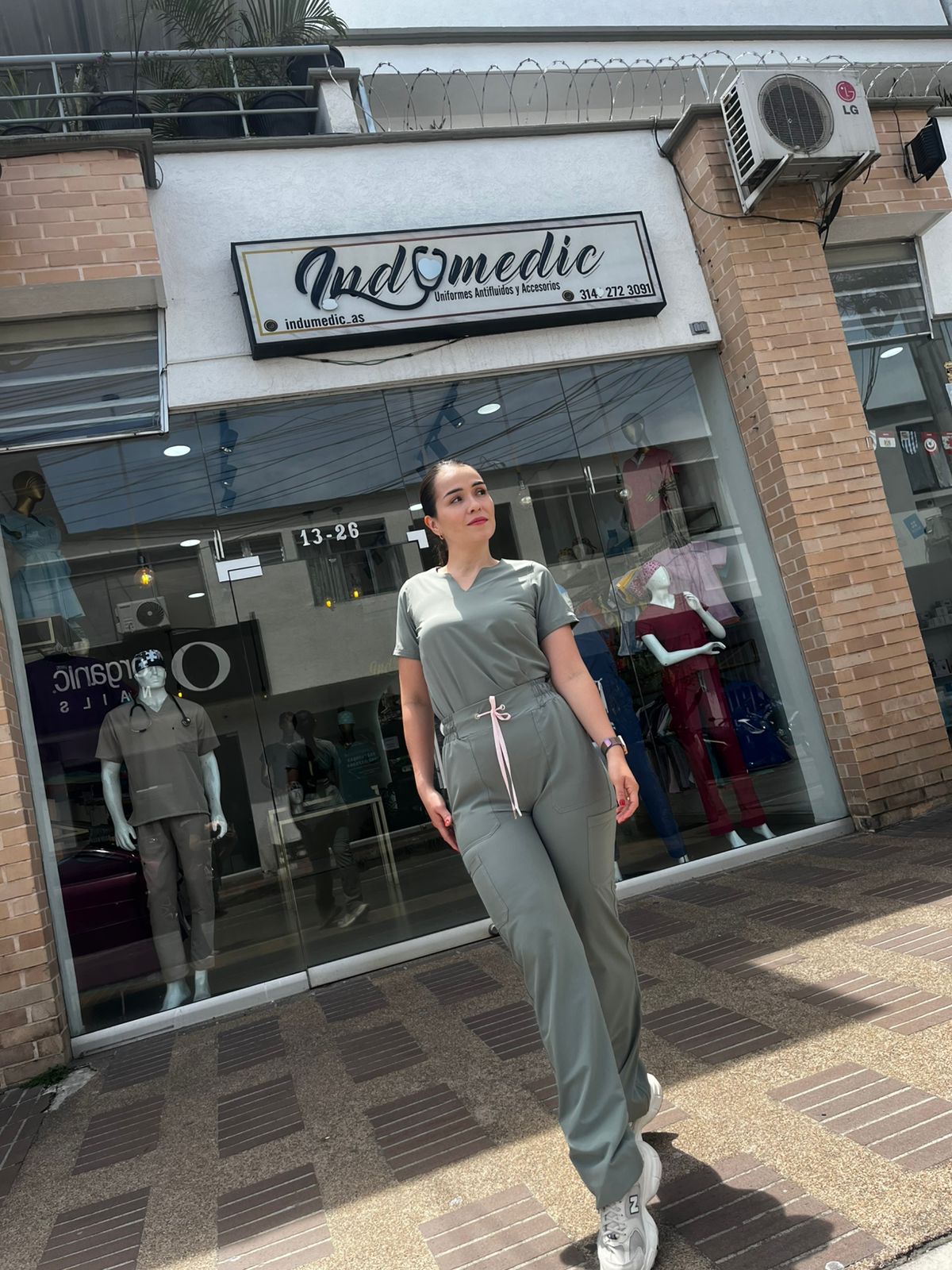 UNIFORME DYNAMIC VERDE OLIVA