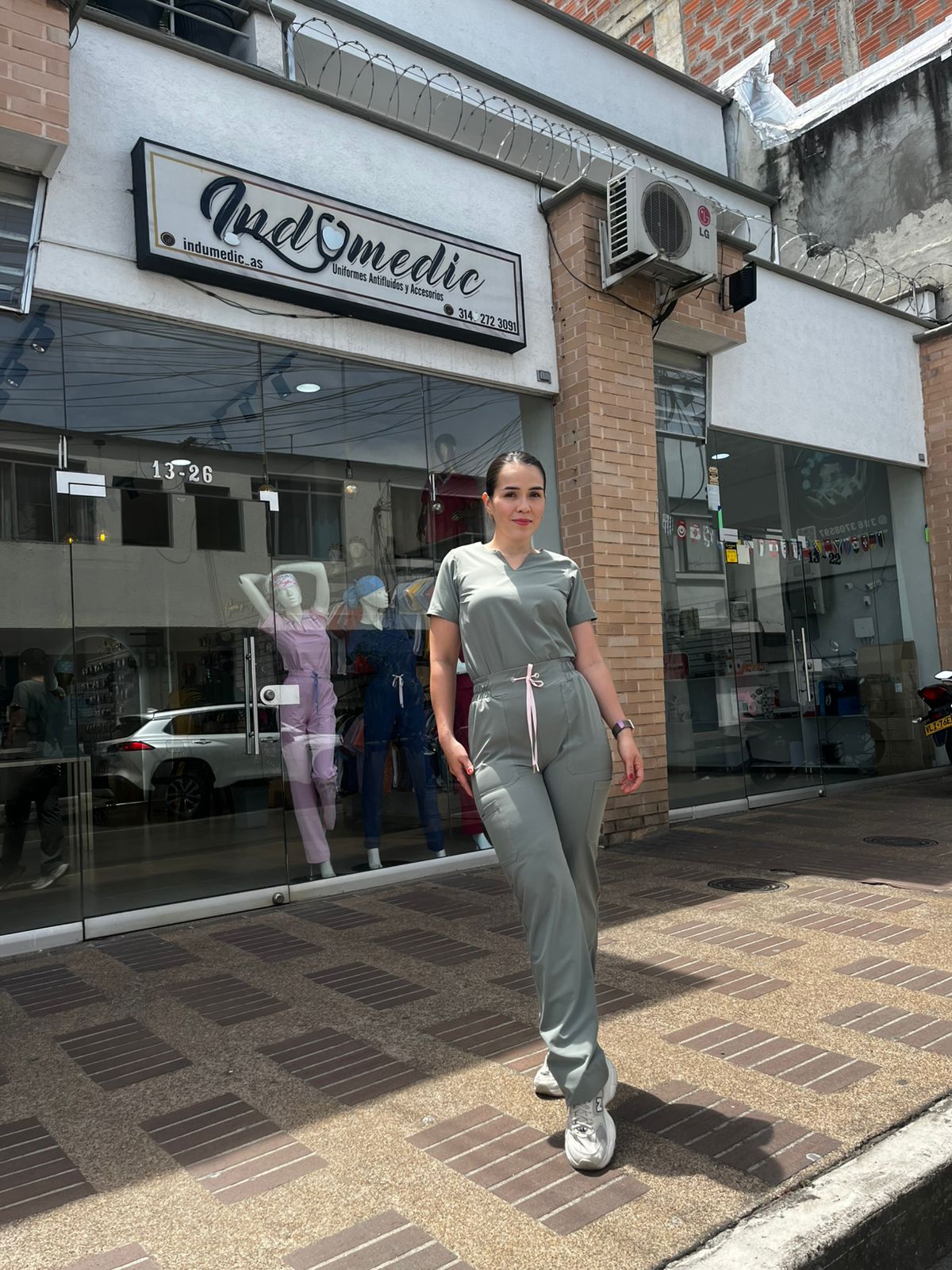 UNIFORME DYNAMIC VERDE OLIVA