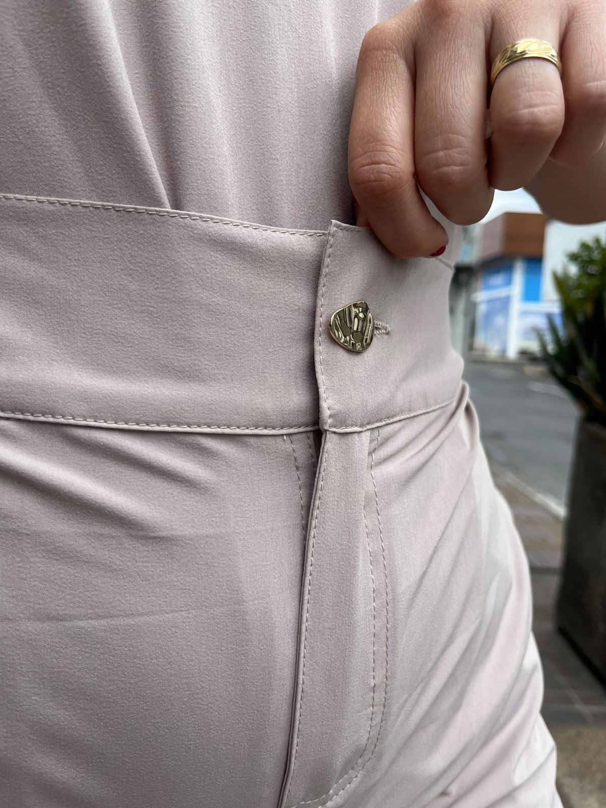 UNIFORME SERENA COLOR NUDE/ BEIGE