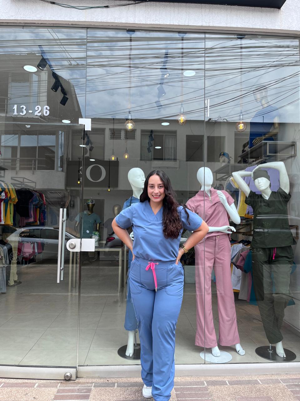 UNIFORME AMOR PROPIO AZUL GRISACEO